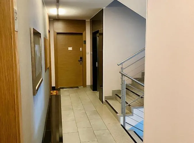 アパート Aquarius ソポト