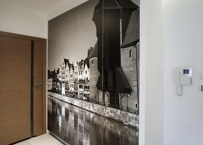 アパート Aquarius ソポト